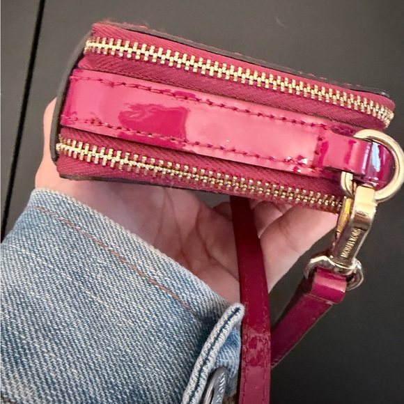 Michael Kors Crossbody Wallet Patent Leather Red 7x4x1.5 Inches Double Zipper - Picture 6 of 9